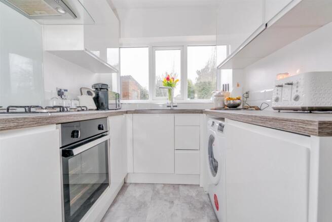 27, Narrow Lane, Brownhills, Walsall, Staffordshir