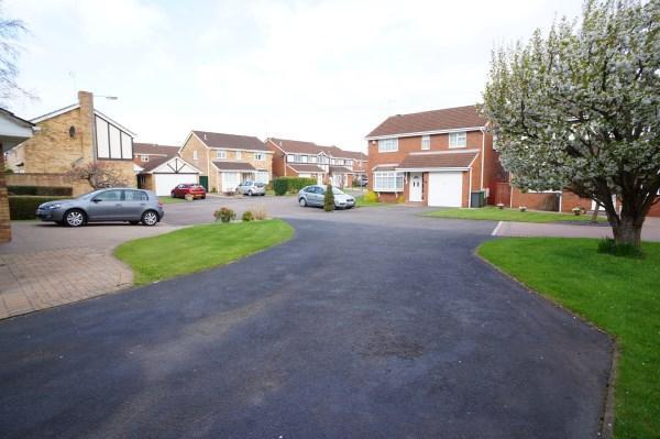 Driveway / Cul-De-Sac