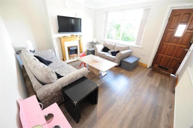 2 bed Town House for sale Image 4