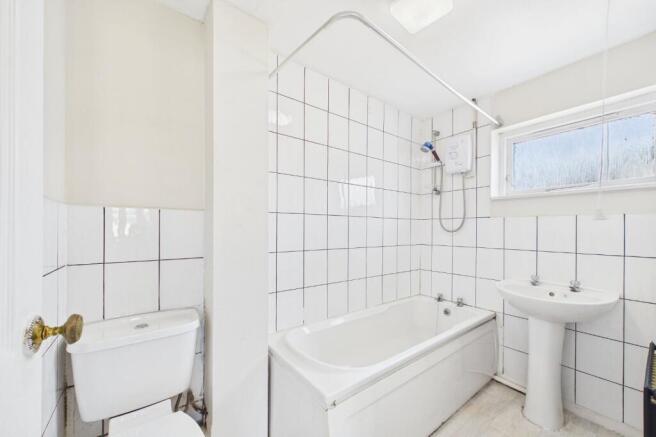 2 bed Terraced for sale Image 8
