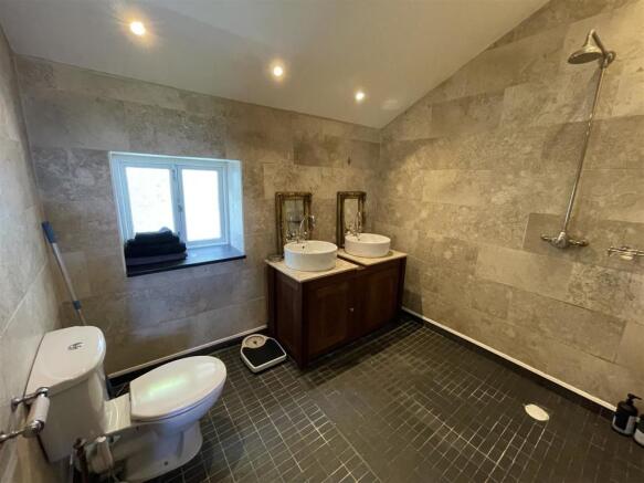 WET ROOM