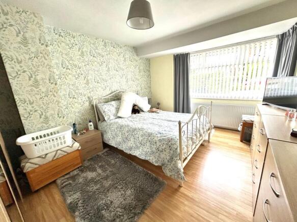 3 bed Semi-Detached for sale Image 10