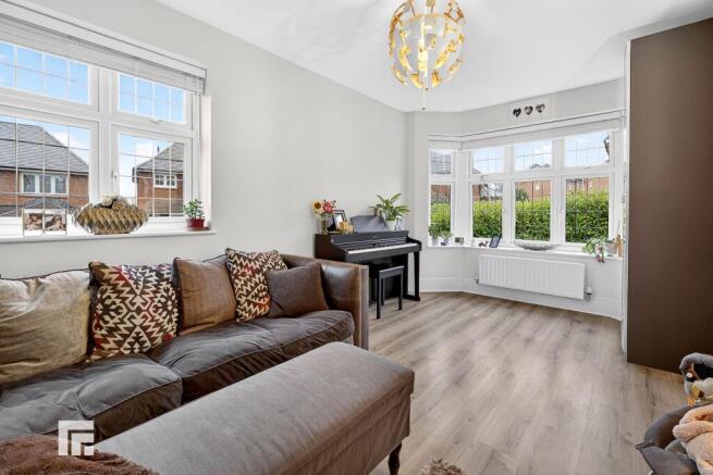St. Philbert Street, Radyr, CF15 photo 3