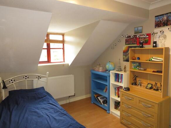Photo 11