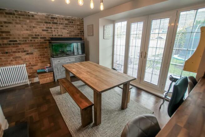 Kitchen/Dining Room