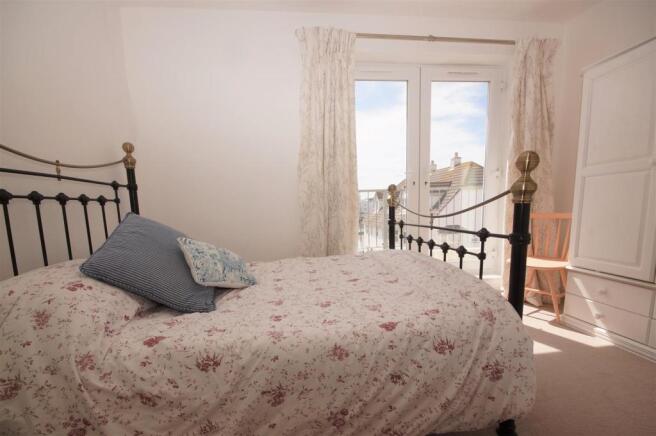bed3.JPG