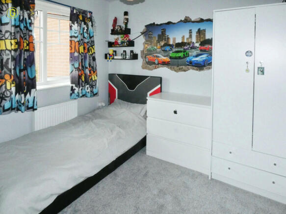 Photo 11