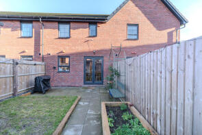 20, Finches Close, Chepstow NP16 5UX
