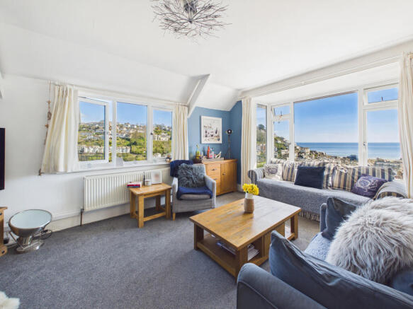 CAM05627G0-PR0044-STILL024