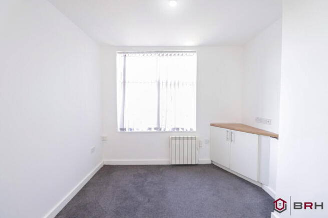 4 bed Block of Apartments for sale Image 8