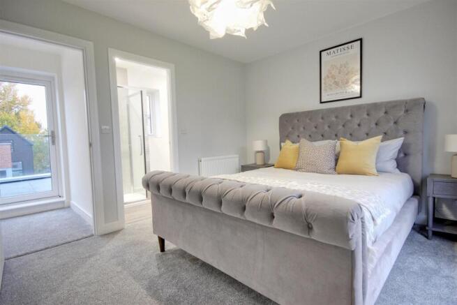 2 bed Apartment for sale Image 8
