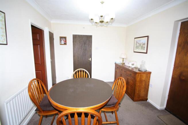 Dining Room 2.JPG