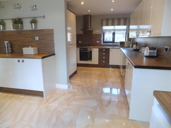 Dining Kitchen