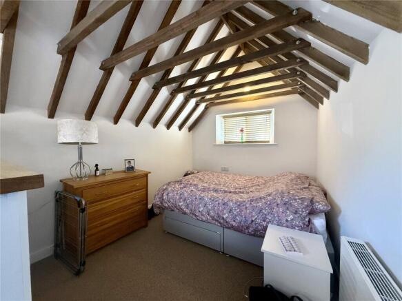 1 bed House to rent Image 6