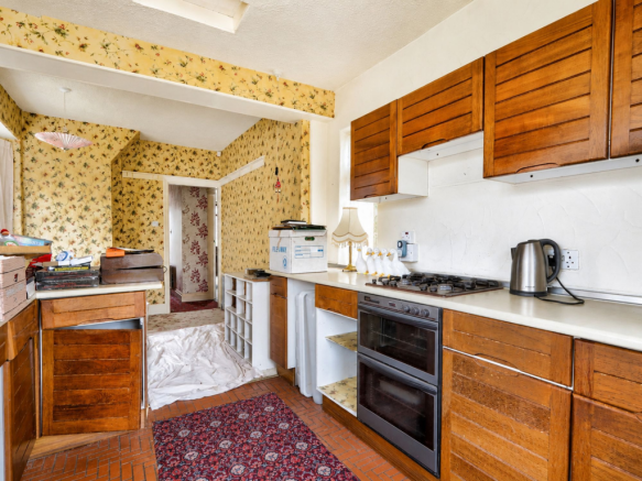 3 bed Semi-Detached for sale Image 10
