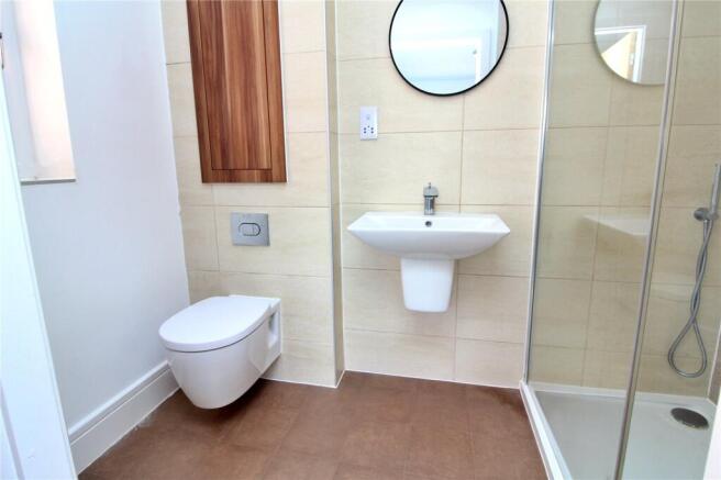 4 bed Detached for sale Image 7