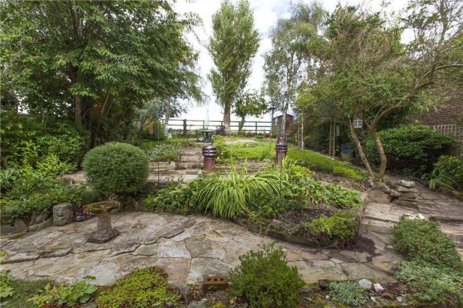 Rear Patio & Garden