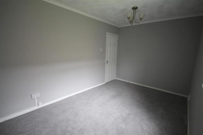 Bedroom 2.JPG