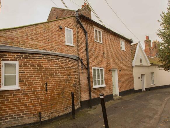hungate lane view