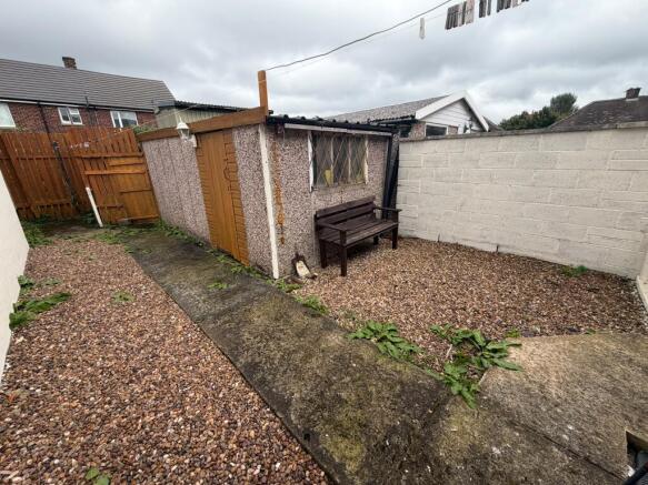 3 bed Terraced to rent Image 7
