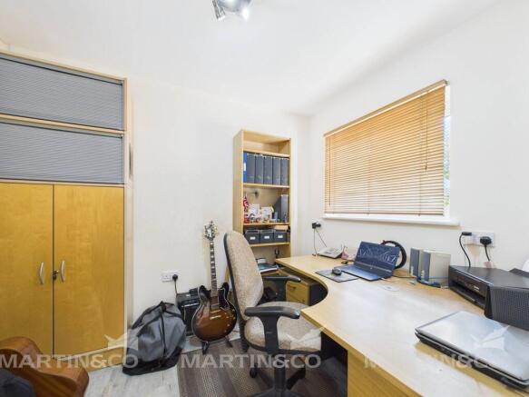 4 bed Detached for sale Image 10