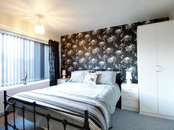 Bedroom 1 (Double)