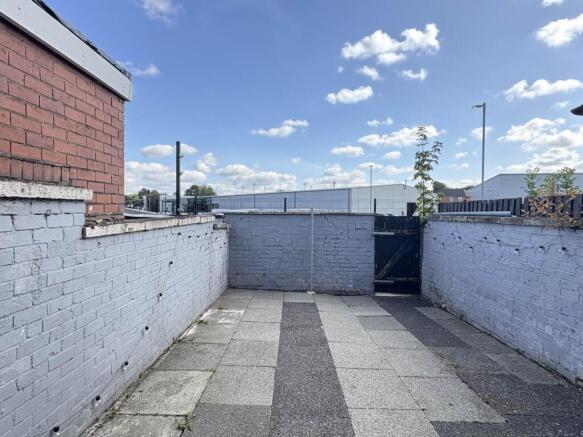 2 bed Terraced for sale Image 12
