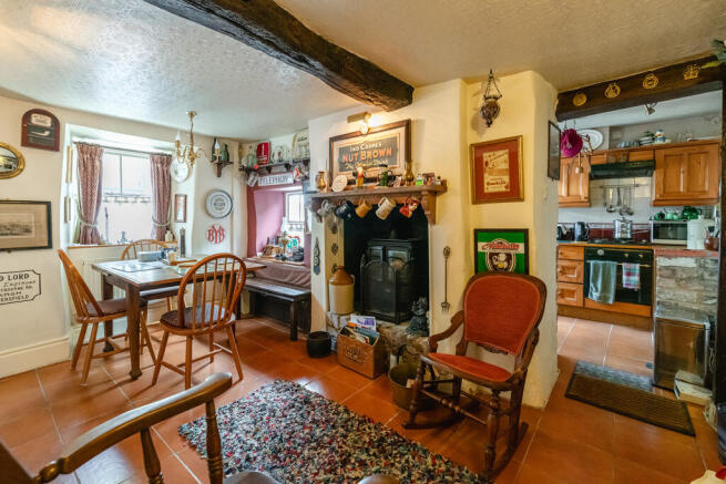 2 bed Cottage for sale Image 8