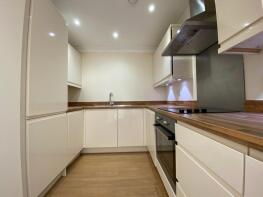 15, Gowring House, Market Street, Bracknell RG12 1JG