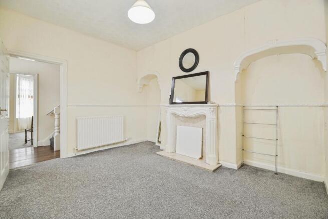 2 bed Terraced for sale Image 7