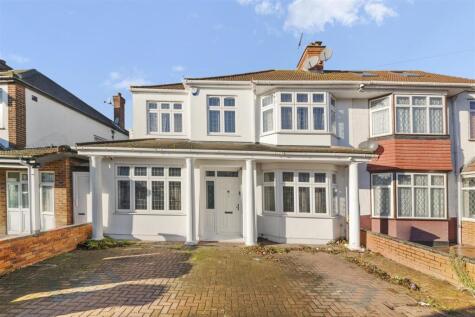 Melbury Avenue, Norwood Green