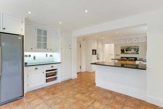 4. Breakfast Room...