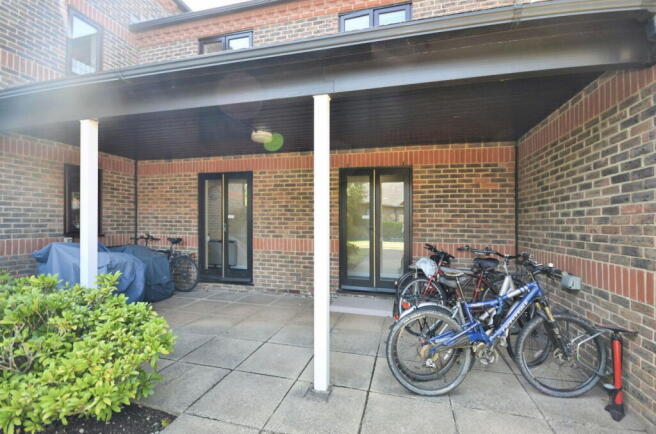 Photo 8