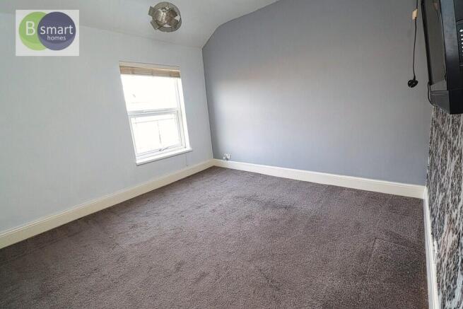 2 bed Terraced to rent Image 8