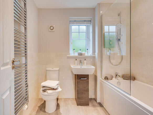 3 bed Detached for sale Image 9
