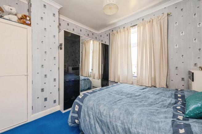 2 bed Semi-Detached for sale Image 6