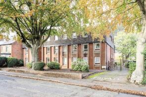 6, 32 College Court, High Street, Tettenhall, Wolverhampton WV6 8QP