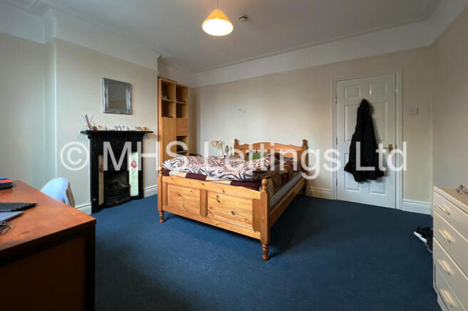 6 bed Terraced to rent Image 7