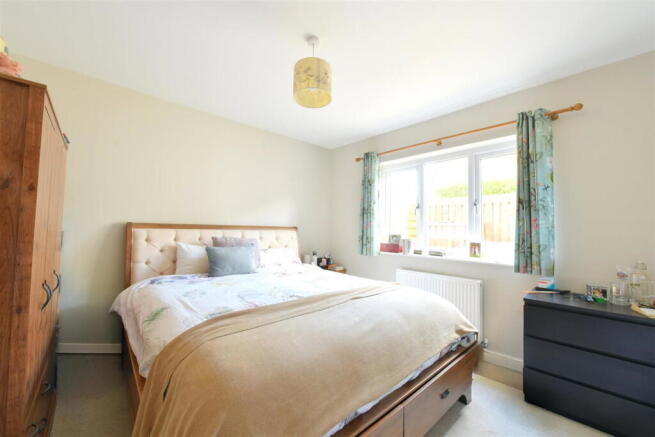 3 bed Detached Bungalow for sale Image 7