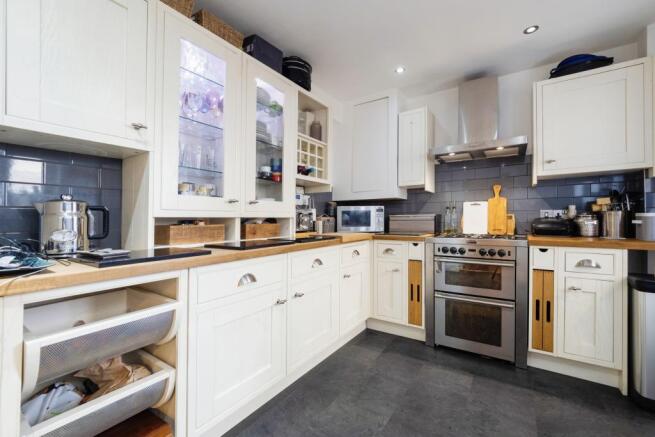 Fitted Kitchen