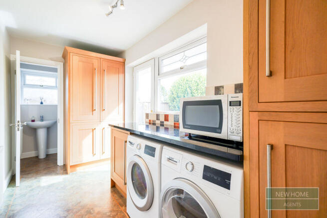 3 bed Bungalow for sale Image 9