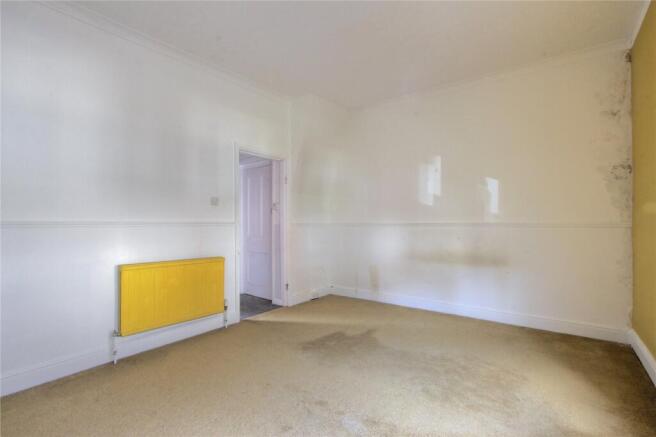 3 bed Terraced for sale Image 12