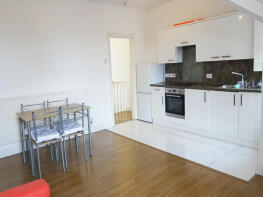 Second Floor Flat 3, 2, Claude Place, Roath, Cardiff CF24 3QF