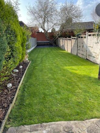 garden1.jpg