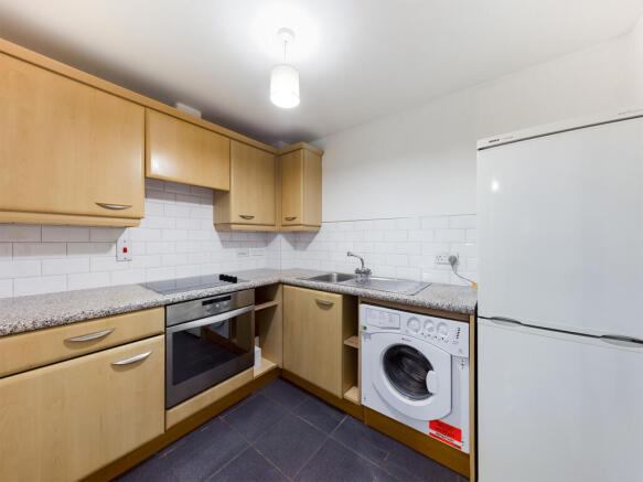 CAM00176P1-PR0189-STILL01