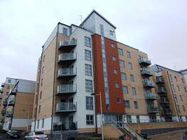 15, Lyndon House, Queen Mary Avenue, South Woodford, London E18 2FQ