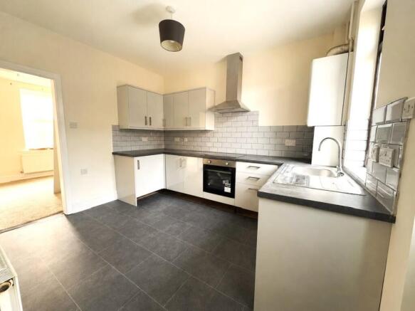 3 bed Terraced to rent in barnsley