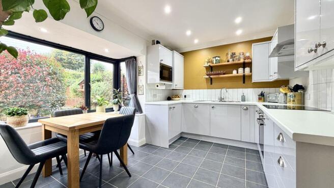 Kitchen/Breakfast Room