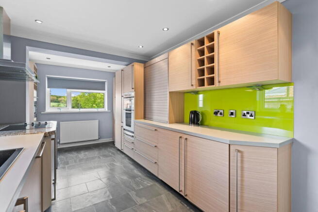 3 bed Detached for sale Image 7