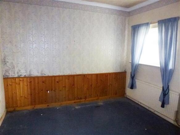 BACK BEDROOM 2